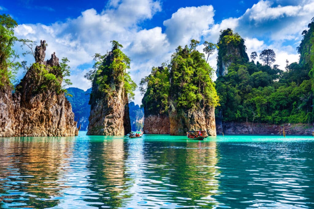 เช่ารถตู้เที่ยวเขาใหญ่